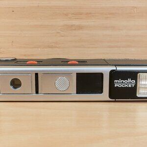 Minolta Autopak 450E Pocket 110 Film Camera with Case / Made in Japan